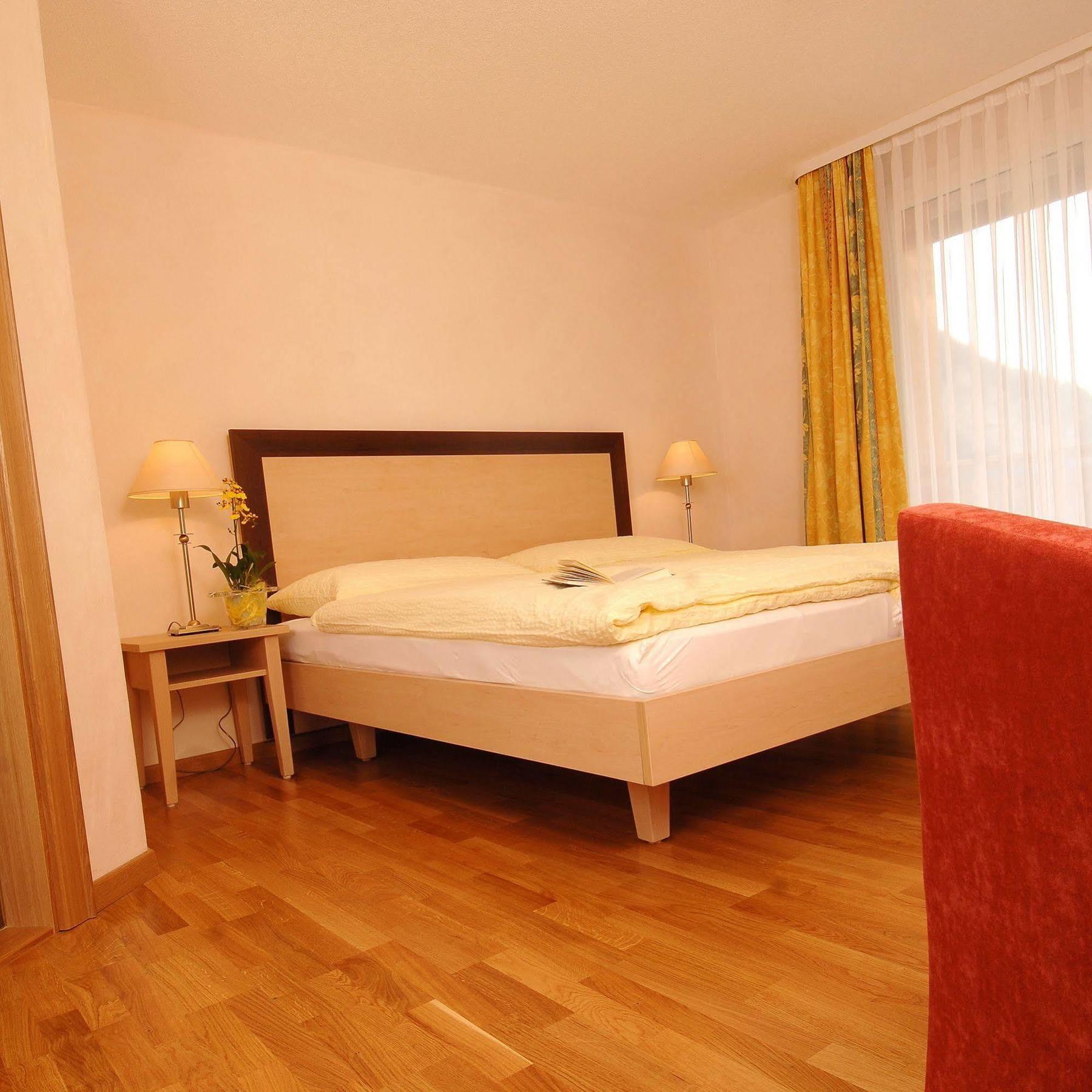 Hotel Viktoria-Leukerbad-Therme Zewnętrze zdjęcie